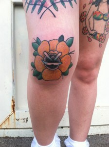 Traditional Rose Knee Tattoo, yellow Rose, David Meek Tattoos, Tucson Tattoo Artist, Tattooer, Fast Lane Tattoo, Girls with Tattoos, girly tattoos, cute tattoos, sexy tattoos Kieth b Machineworks, Bishop Rotary, Kingpin Tattoo Supply, Eternal Ink